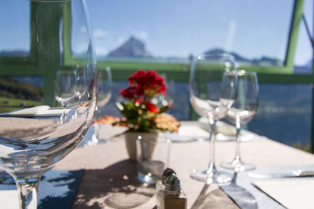 Hotel Sonne Amden Bagian luar foto